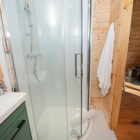 Scandi Glamping Pod - Presence Ebberston